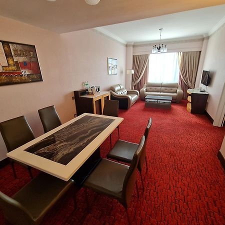 Dynasty Hotel Мири Экстерьер фото