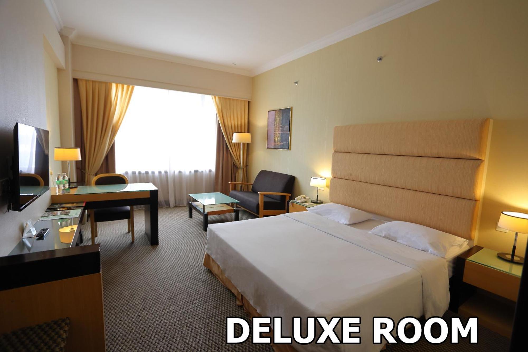 Dynasty Hotel Мири Экстерьер фото